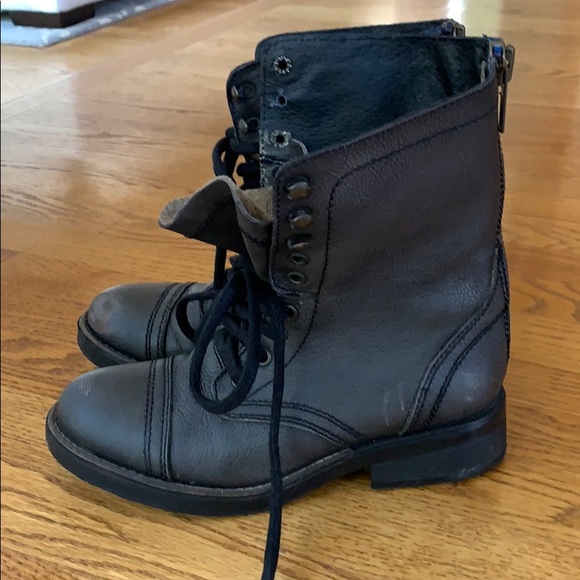 Steve Madden Zip Back Troopa Boots - Picture 4 of 6